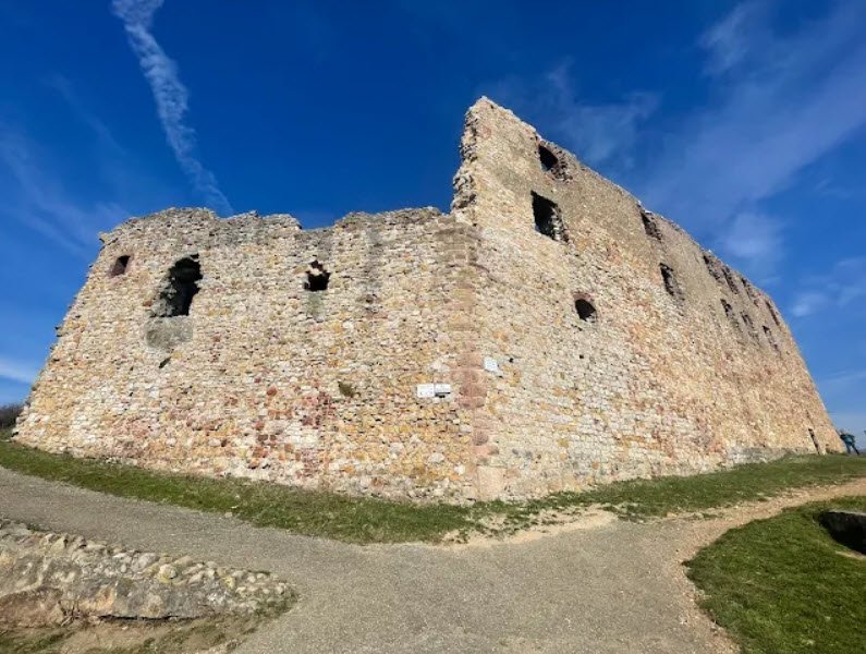 Burgruine Staufen, Germany